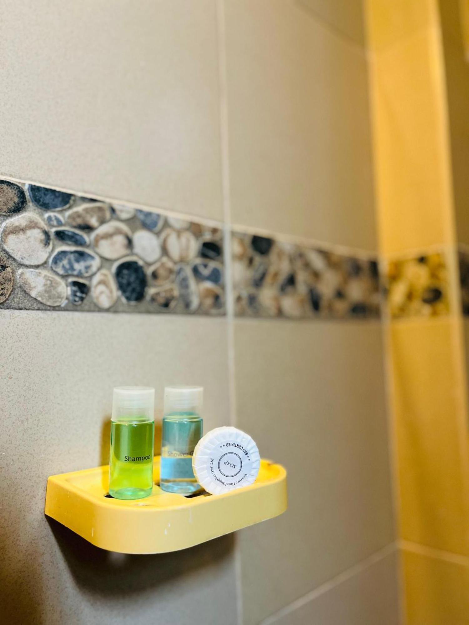 نيجومبو Hotel Blue Bird المظهر الخارجي الصورة
